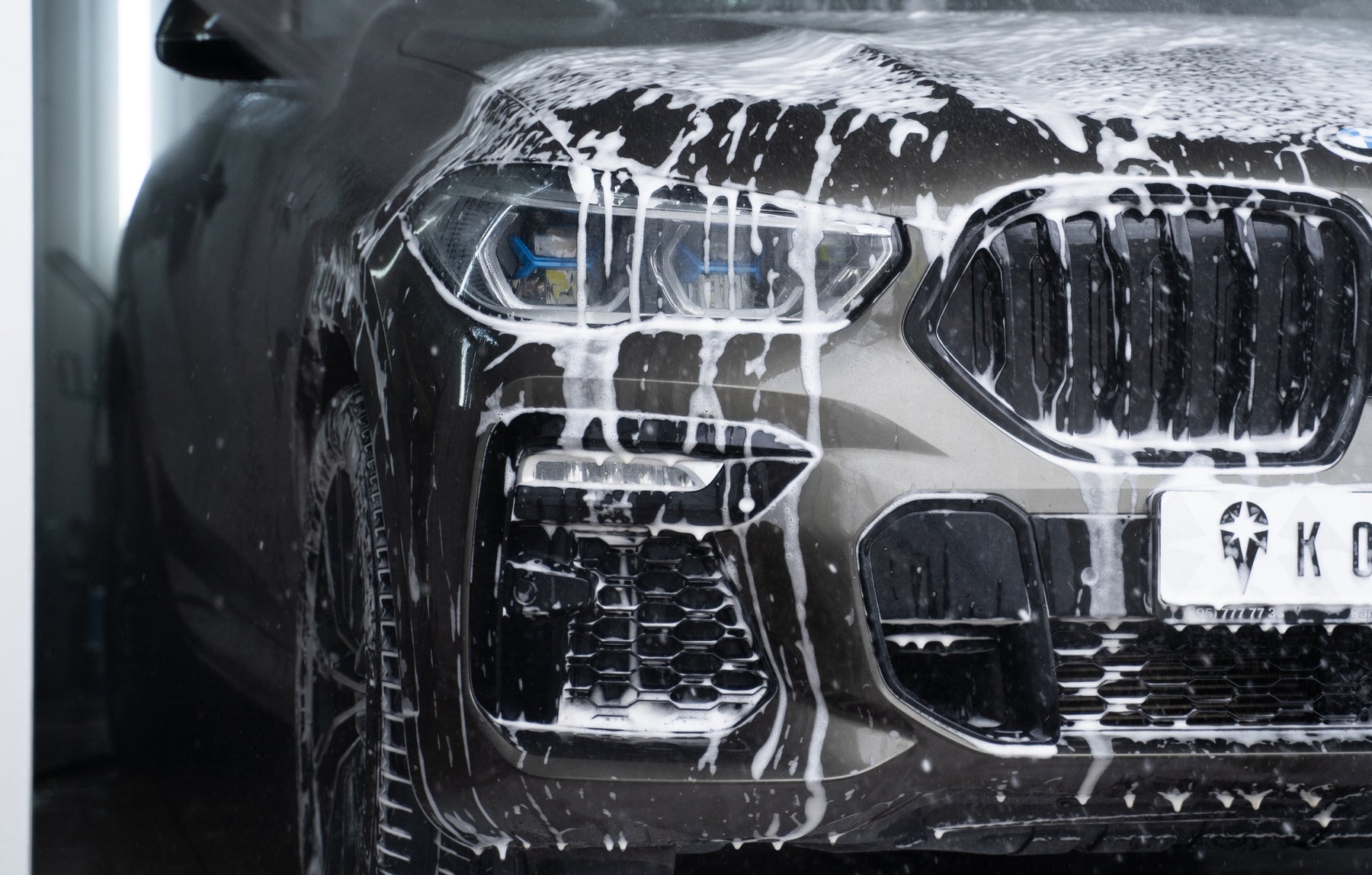 Snow Foam vs Car Shampoo: What’s the Difference?