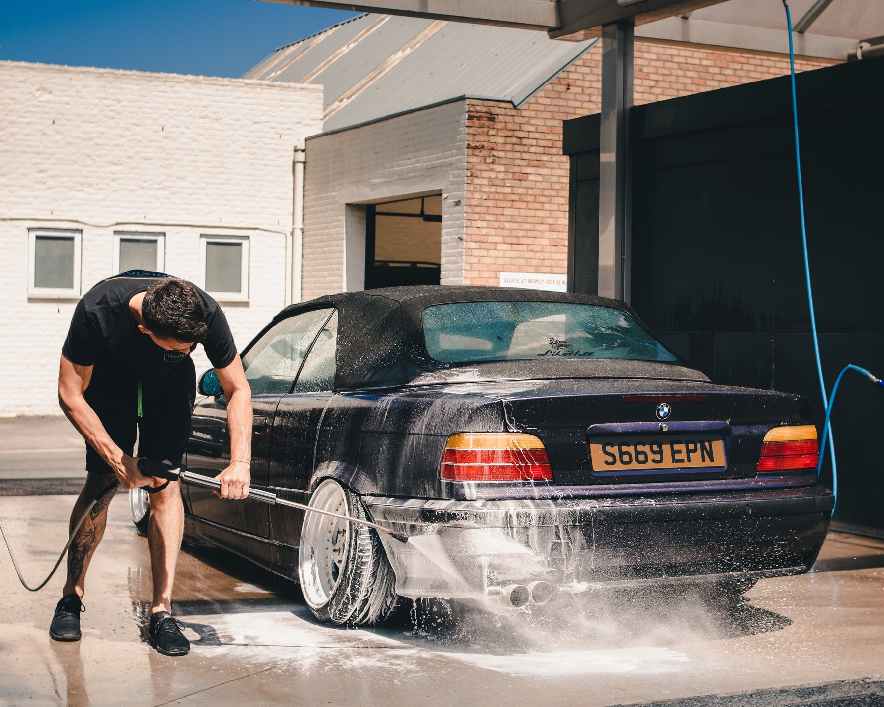Car Cleaning Guide | How Should You Detail Your Car?